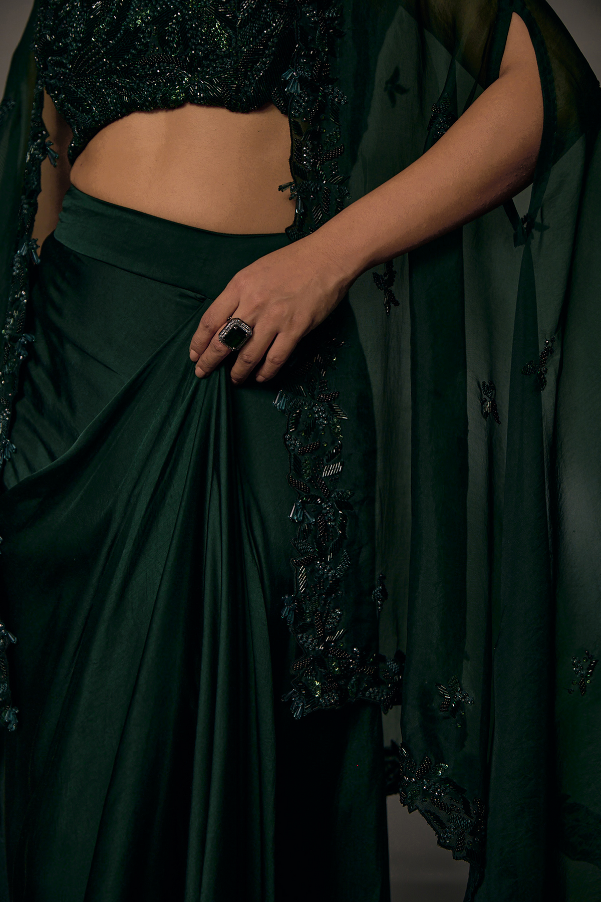 Clover Cape Set
