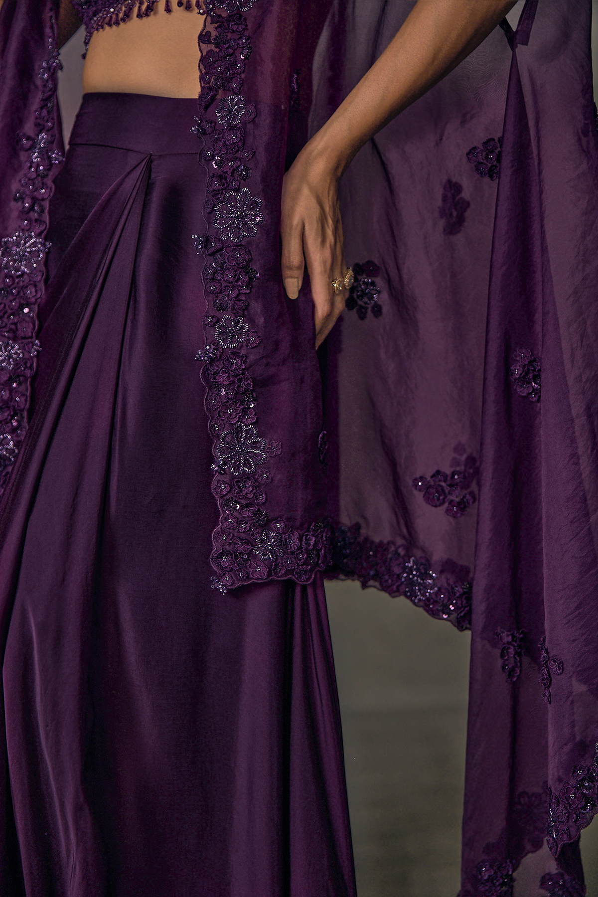 Raye Cape Set