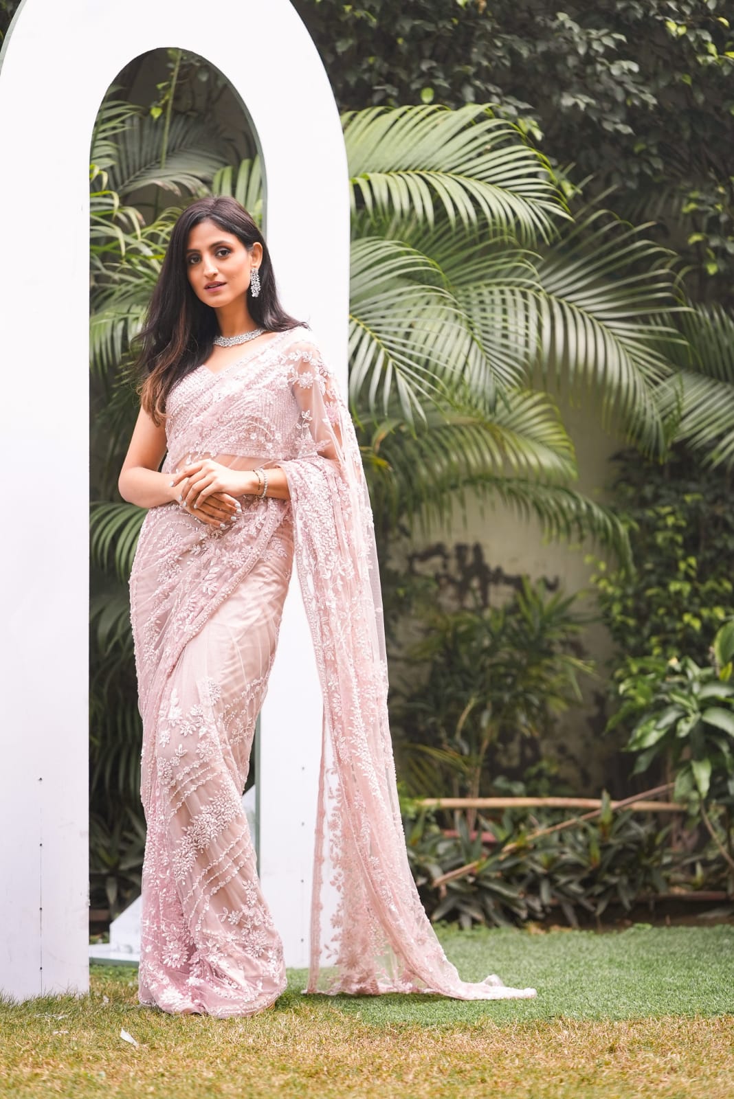 Cassie in powder pink