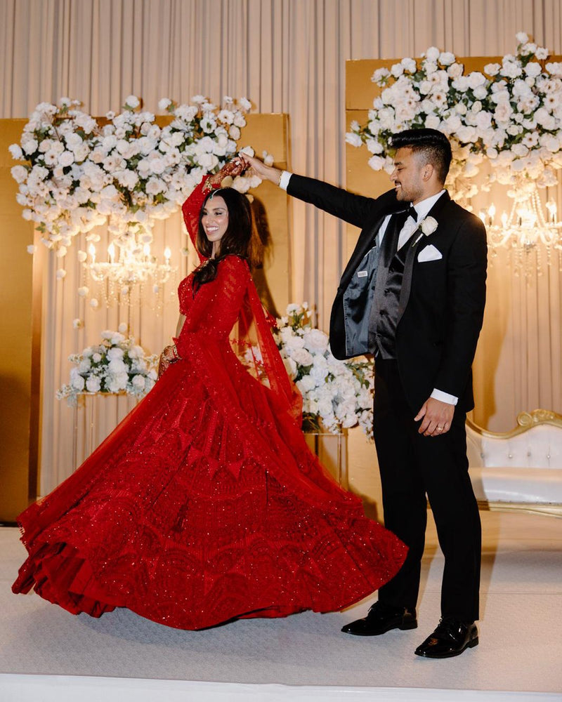 Chamine Robince wearing the Bahar