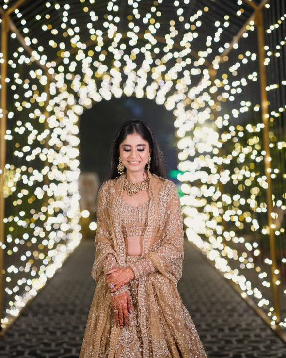 Nikitaa N wearing the Dilshad