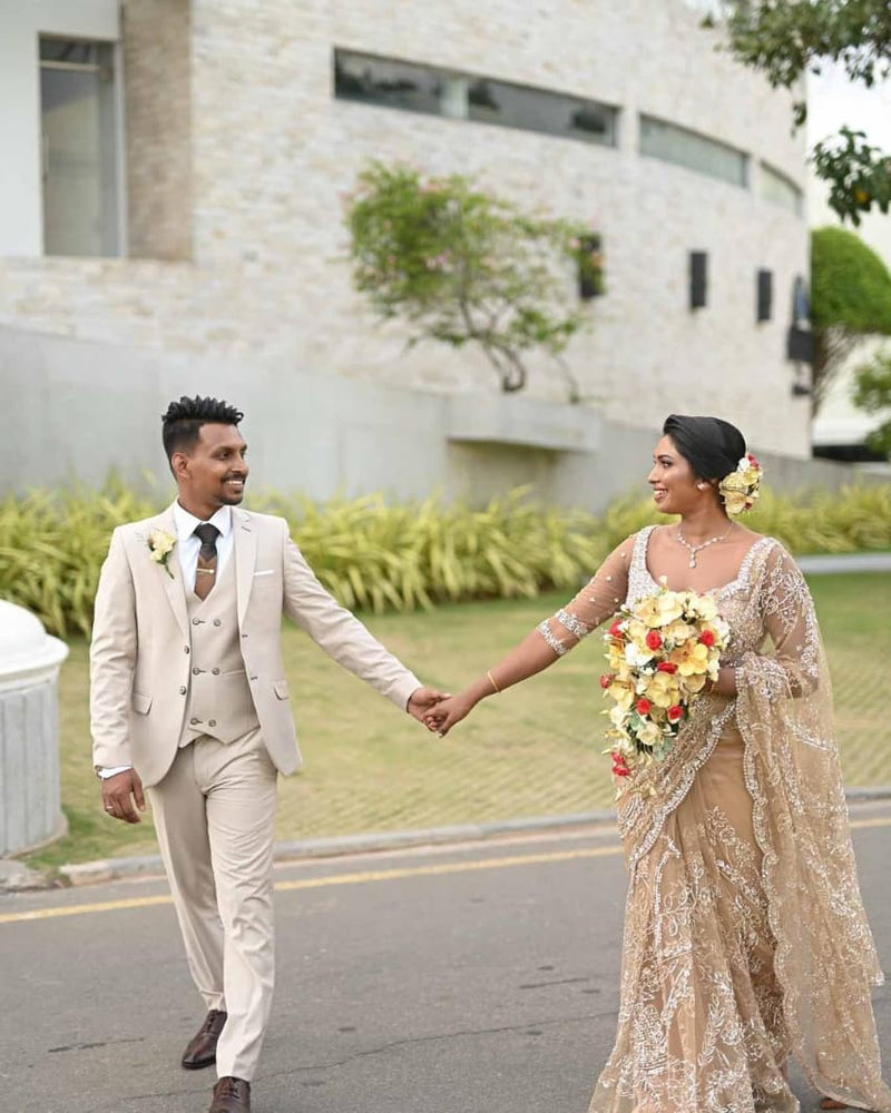 Sanduni Fernando wearing the Noor