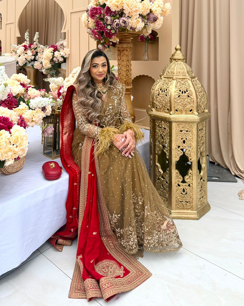 Shamima Majumder wearing the Thea