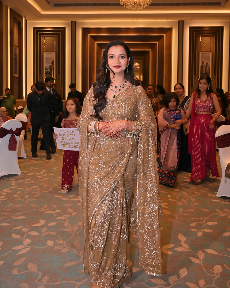 Snehal Shukla wearing the Farishta