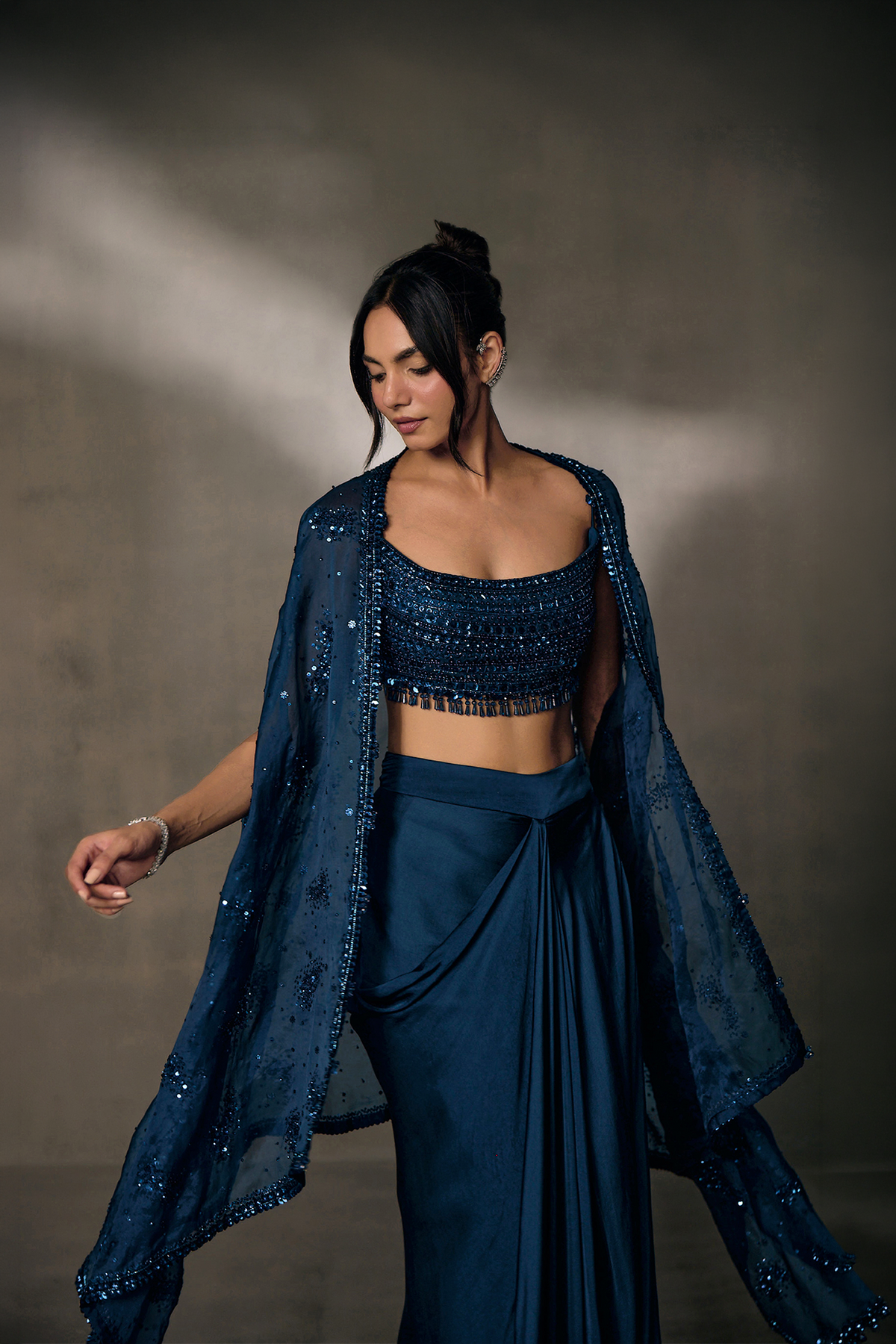 Della Cape Set