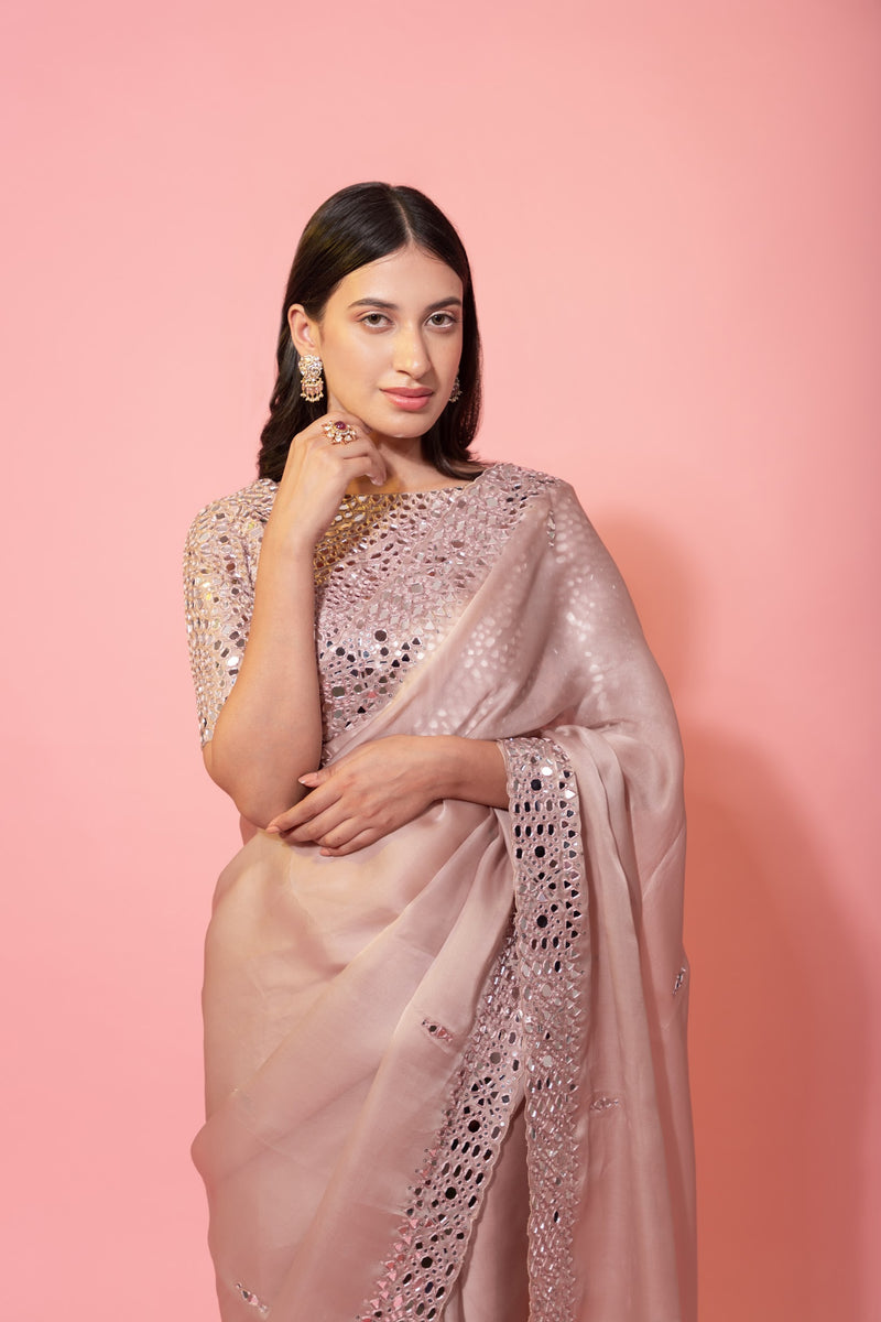 Transcendent Dark Pink Soft Silk Saree With Exemplary Blouse Piece –  LajreeDesigner